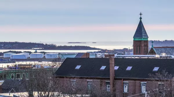 64 Pine ST #403, Portland, ME 04102