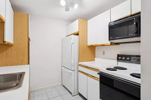 121 Bay Street EXT #10, Portland, ME 04103