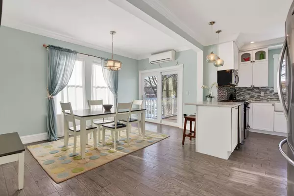 62 Ocean AVE, Portland, ME 04103