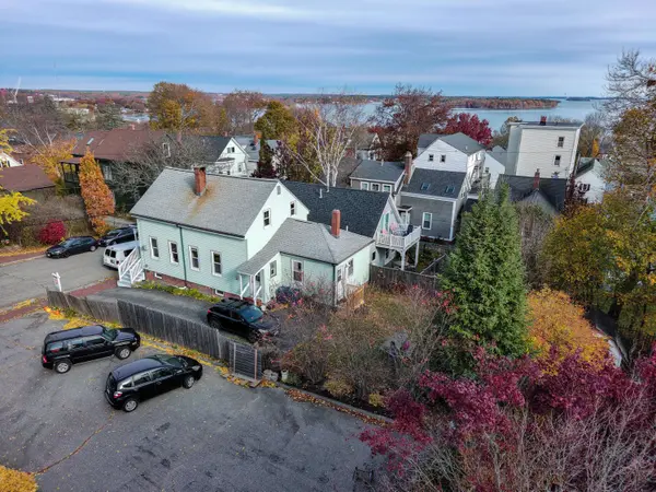 32 Melbourne ST, Portland, ME 04101