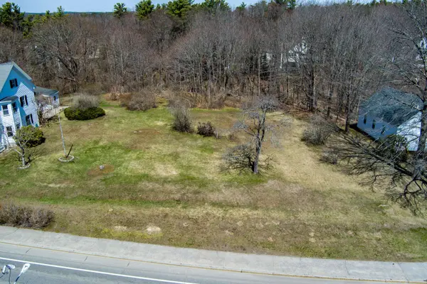 63 Capisic ST #B, Portland, ME 04102