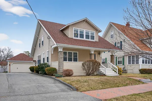 36 Colonial RD, Portland, ME 04102