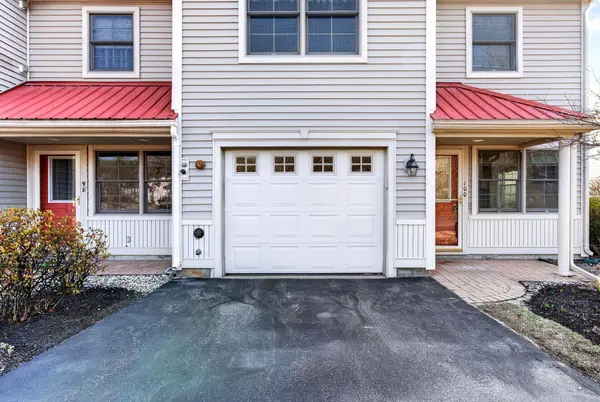 100 Starbird RD #3, Portland, ME 04102