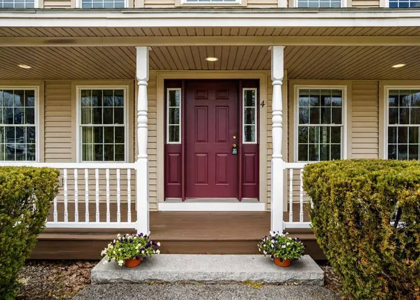 4 Memory LN, Scarborough, ME 04074