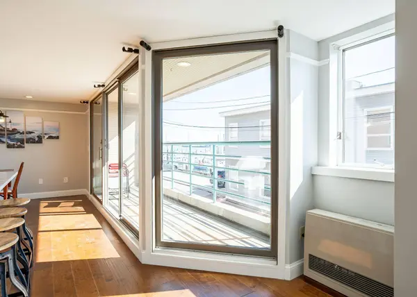 40 Portland Pier #6, Portland, ME 04101