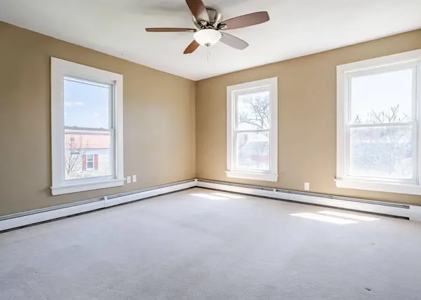 38-40 Middle ST, Biddeford, ME 04005