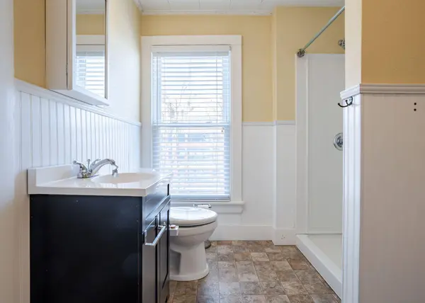 38-40 Middle ST, Biddeford, ME 04005