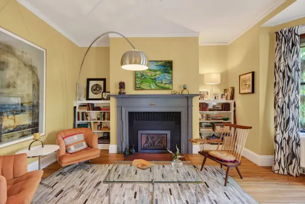 38 Neal ST, Portland, ME 04102