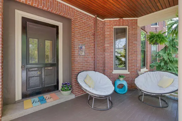 38 Neal ST, Portland, ME 04102