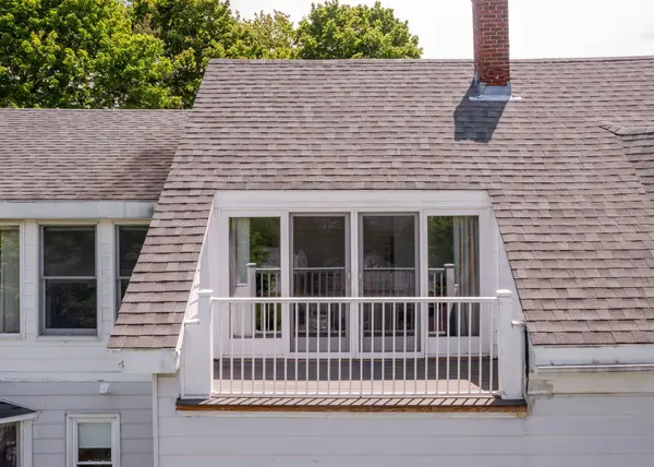 32 Clemons ST, South Portland, ME 04106