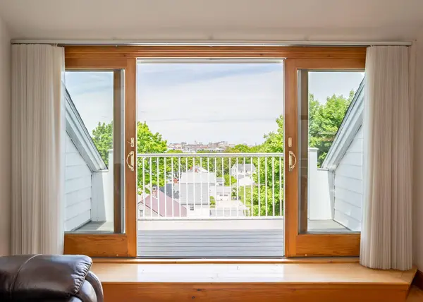 32 Clemons ST, South Portland, ME 04106
