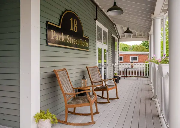 18 Park ST #405, Saco, ME 04072