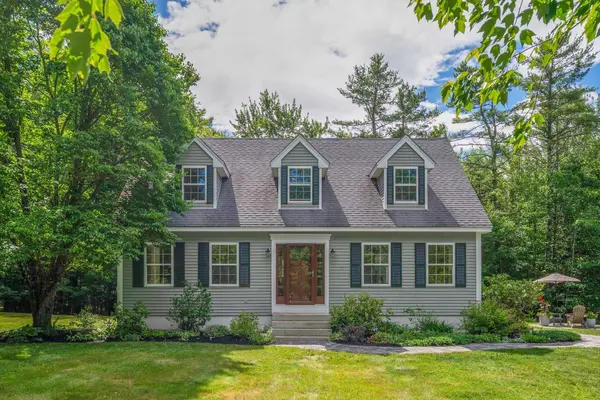 30 Birchwood TER, North Yarmouth, ME 04097