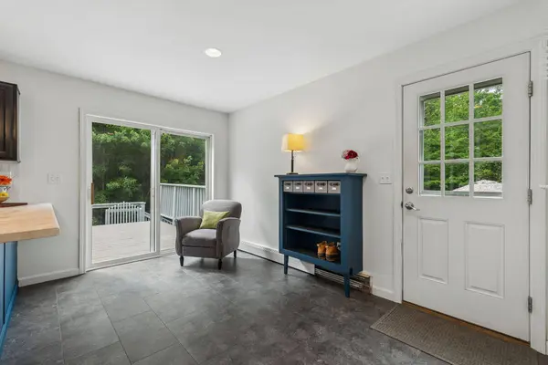 30 Birchwood TER, North Yarmouth, ME 04097