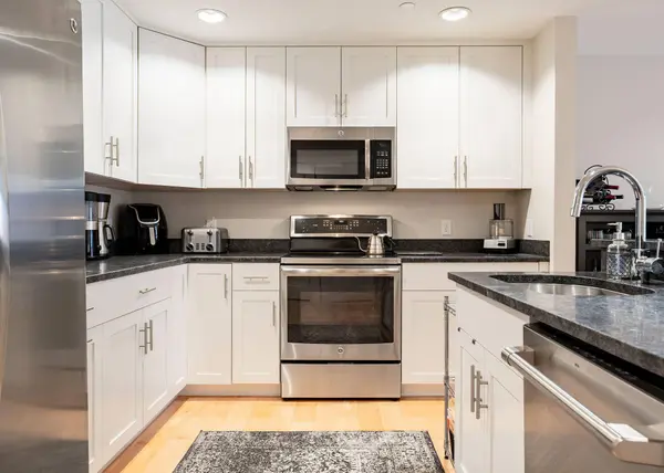 25 High ST #410, Portland, ME 04101