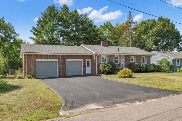 20 Caron ST, Portland, ME 04103