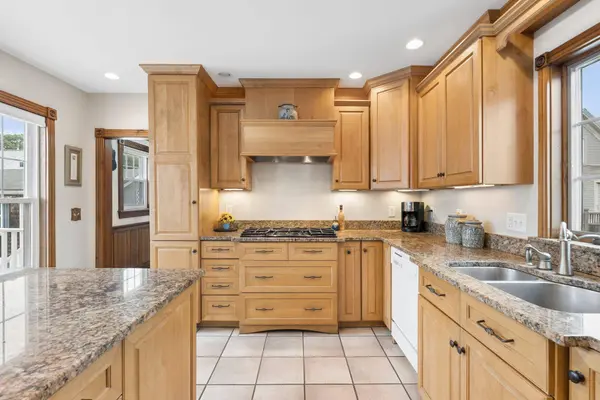 166 Hill ST, Biddeford, ME 04005