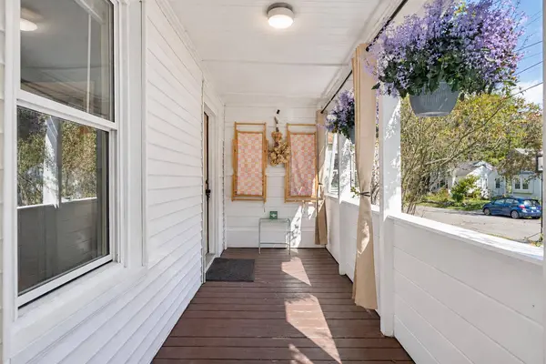 12 Eighth ST, Portland, ME 04103