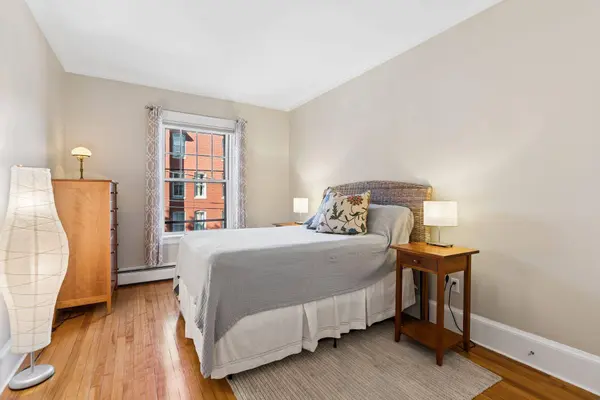 59 West ST #2W, Portland, ME 04102