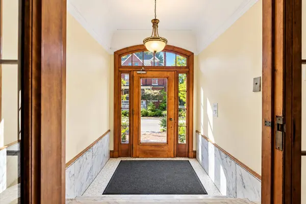 59 West ST #2W, Portland, ME 04102