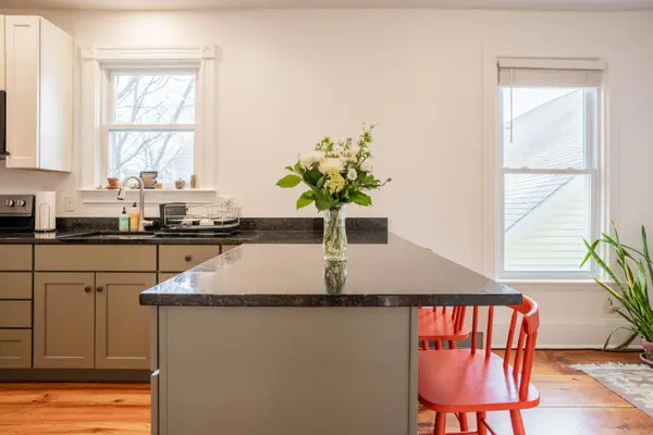 88-90 Forest AVE, Portland, ME 04101