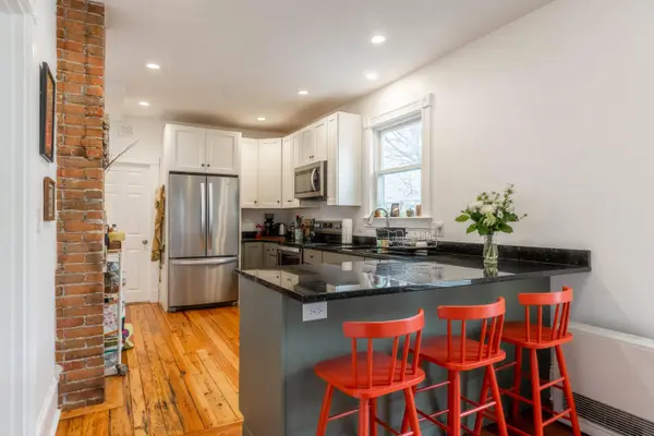 88-90 Forest AVE, Portland, ME 04101