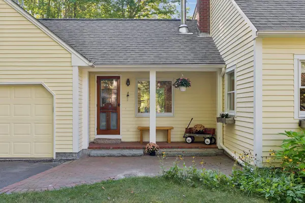 20 Rainbow Farm RD, Yarmouth, ME 04096
