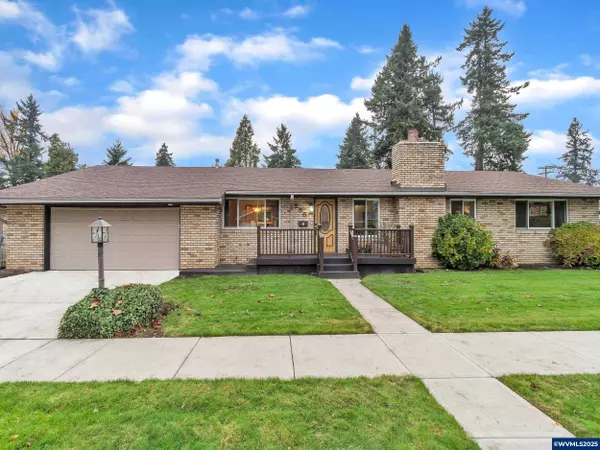 255 Gardner Av, Stayton, OR 97383