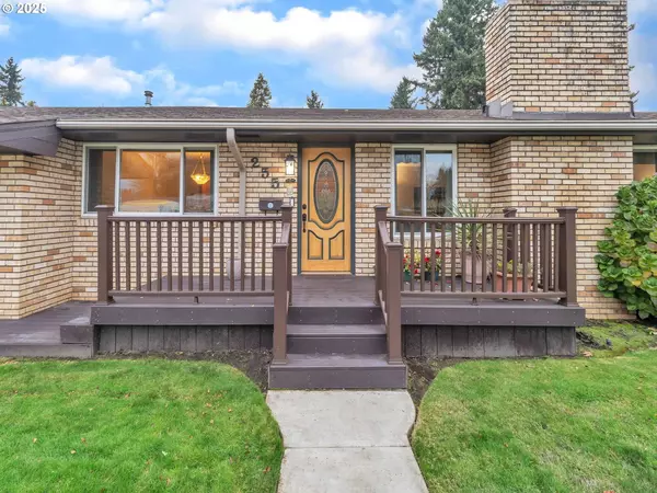 255 N GARDNER AVE, Stayton, OR 97383