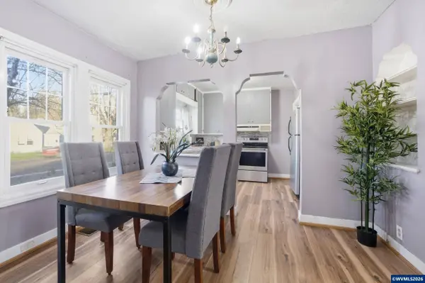 2270 Center St, Salem, OR 97301