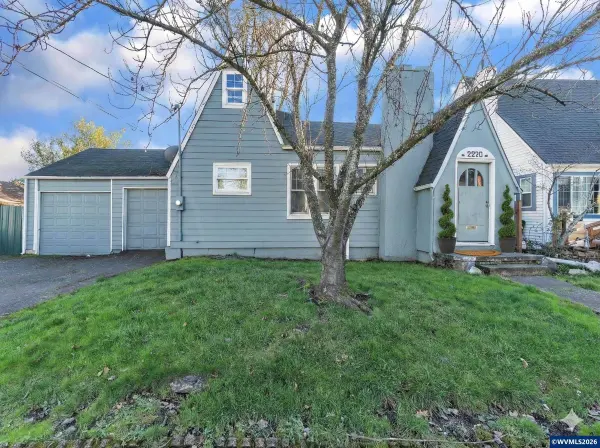 2270 Center St, Salem, OR 97301