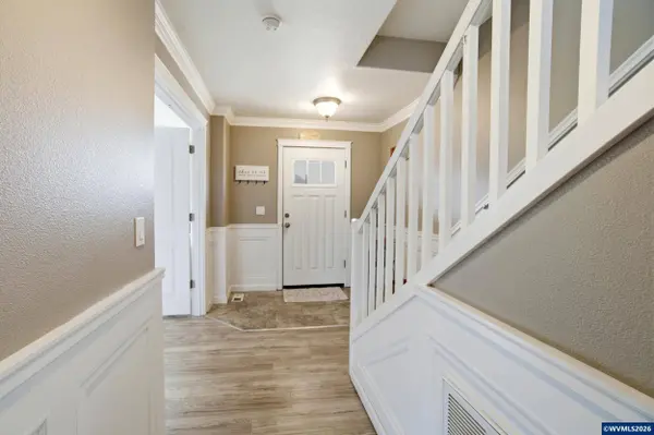 272 Laurine St N N, Salem, OR 97301