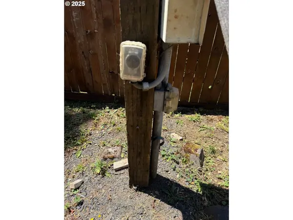 21958 EMMA ST, Stayton, OR 97383