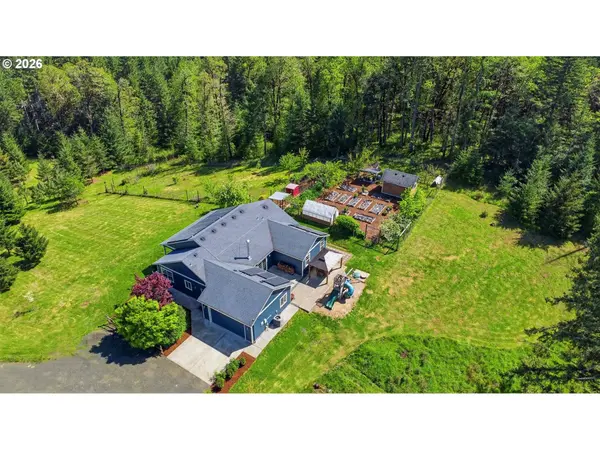 3999 S KINGS VALLEY HWY, Dallas, OR 97338
