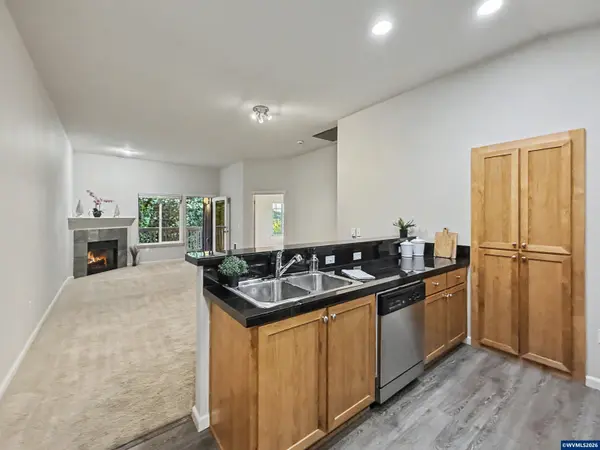 6298 Grand Oaks #I302 Dr, Corvallis, OR 97333