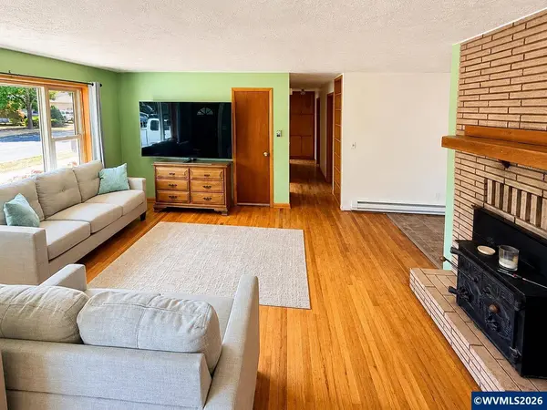 3151 Wayside Ter NE, Salem, OR 97301