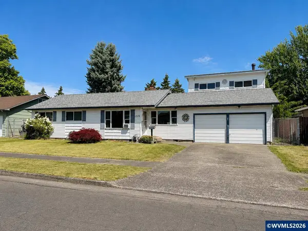 3151 Wayside Ter NE