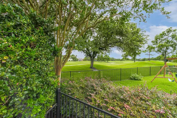 3815 Loch Glen CT, Houston, TX 77059