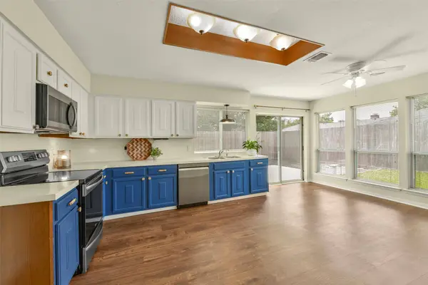 15711 Cavendish DR, Houston, TX 77059