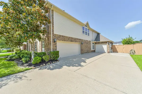 1314 Altavilla LN, League City, TX 77573