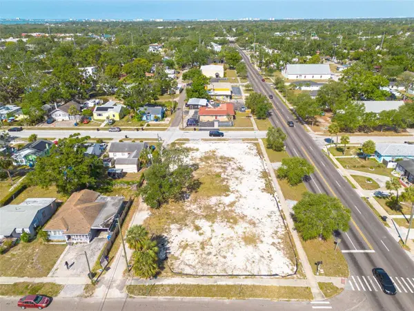 2830 18TH AVE S, St Petersburg, FL 33712