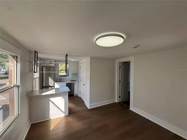 333 9TH AVE N #A, St Petersburg, FL 33701