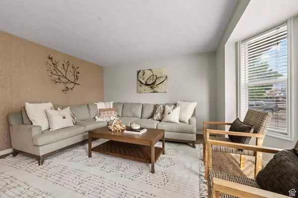 1352 W 8780 S, West Jordan, UT 84088