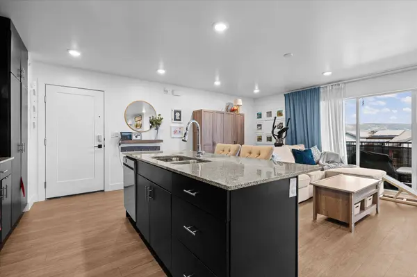 6617 SERVICEBERRY DR #404, Park City, UT 84098