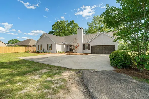126 Country Park Dr., Petal, MS 39465