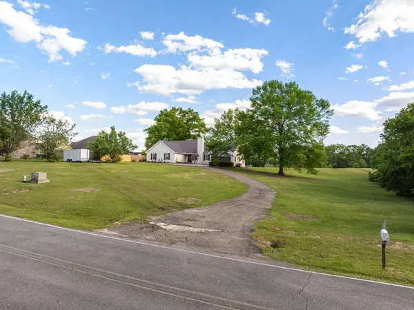126 Country Park Dr., Petal, MS 39465