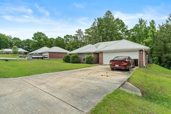 146 Longwood Pl Pl, Hattiesburg, MS 39402