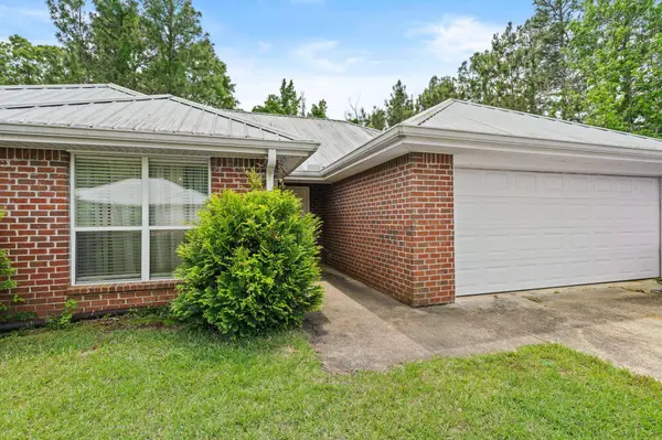 146 Longwood Pl Pl, Hattiesburg, MS 39402
