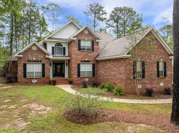 32 Cambrooke, Hattiesburg, MS 39402