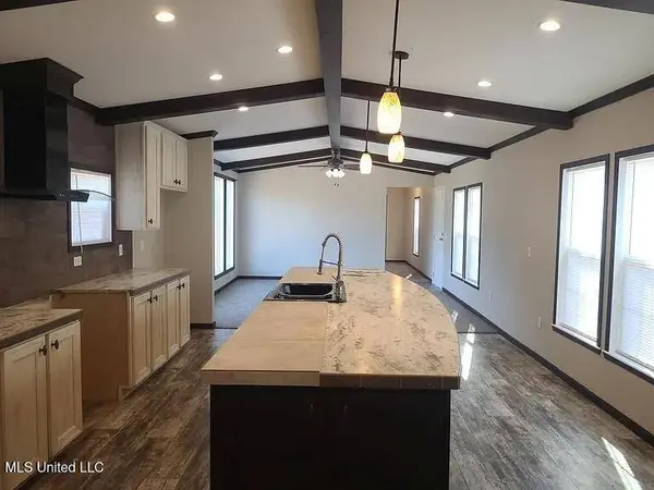 23 Daisie Myers Lane, Bassfield, MS 39421